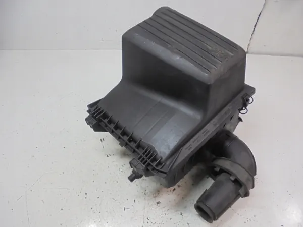 VW Golf 3 MK3 Ilmansuodatin kotelo 1.8 OEM 1H0129607AD image 3