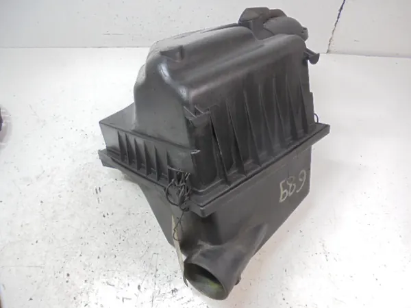 VW Golf 3 MK3 Ilmansuodatin kotelo 1.8 OEM 1H0129607AD image 4