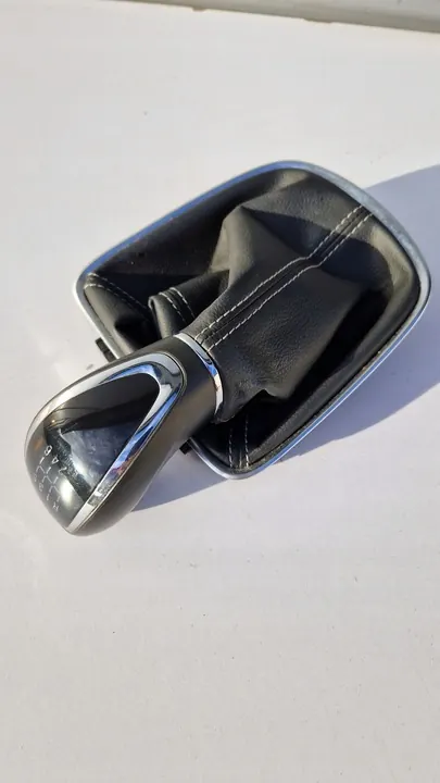 OPEL ASTRA K Gear Shift Knob 6 Speed image 1