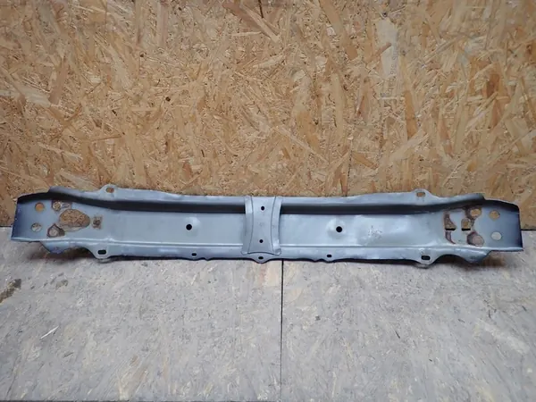 Etupuskuri vahvistus Toyota Yaris III 2014-2020 OEM image 5
