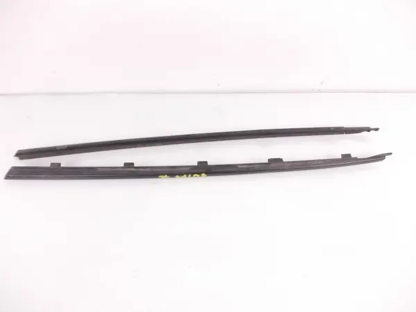 OEM 023TTQEGETF23Y Frontscheiben-Dichtungen Suzuki Swift image 2