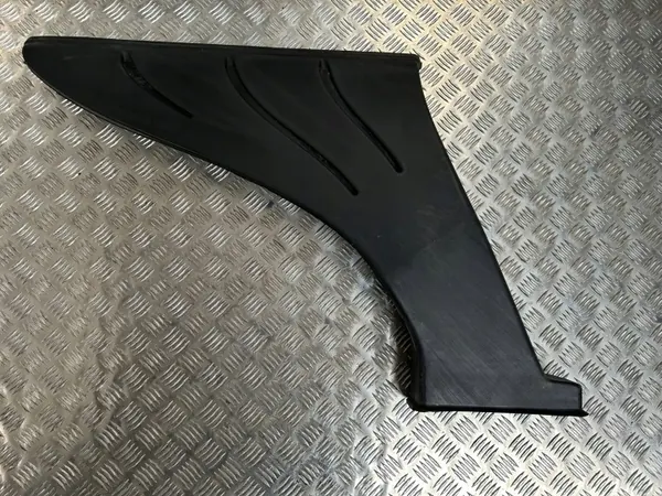 Tesla Model S 2017 Matkustamon ilmakanava OEM 105933500B image 2