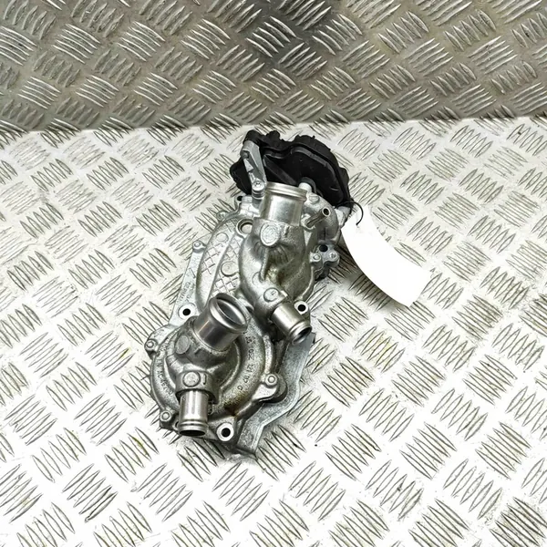 Vattenpump VW 1.5L bensin 2020 image 2