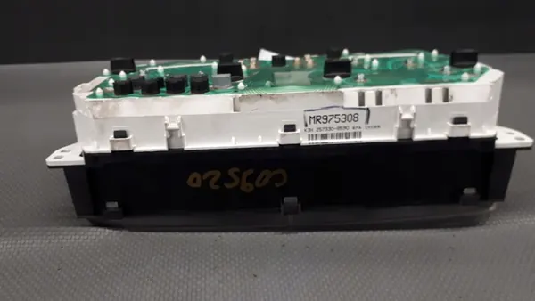 Speedometer Mitsubishi Pajero Pinin 2.0 GDI MR975308 image 8