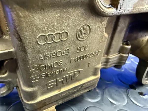 Bomba de aceite usada OEM 06E115105G para Audi A6 C6 3.2 FSI image 7