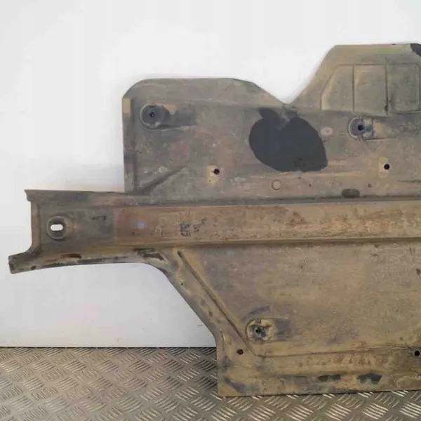 Bakre Mitten Underkåpa VW POLO (6R, 6C) OEM 6Q0825201H image 3