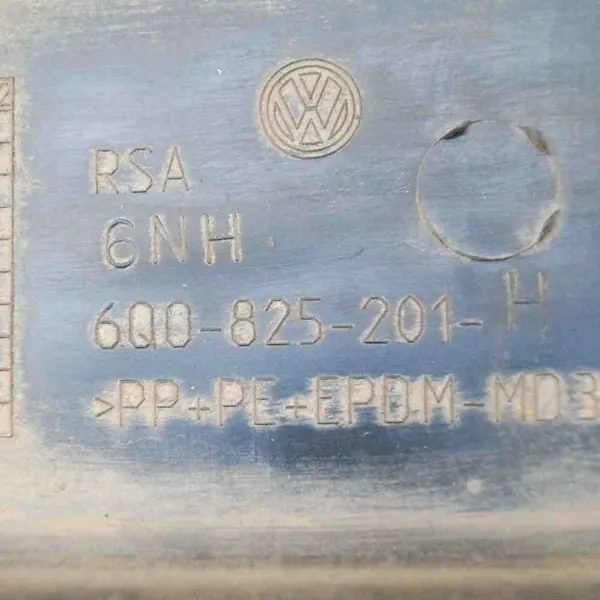 Bakre Mitten Underkåpa VW POLO (6R, 6C) OEM 6Q0825201H image 8