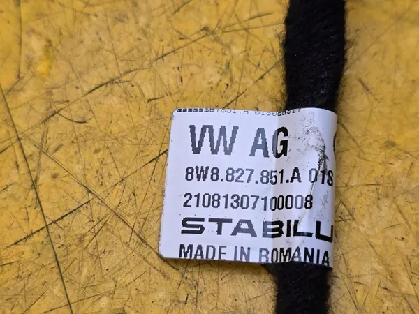 Audi A5 SPORTBACK 8W Bagageutryckare 8W8827851A image 4