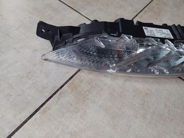 Linker LED-Lamp - Citroen C4 Picasso II - 2016 - OEM 9822653980 image 3
