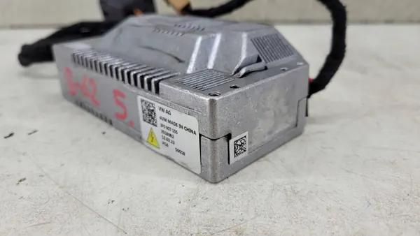 Convertidor de voltaje Volkswagen OE 12V a 230V image 8
