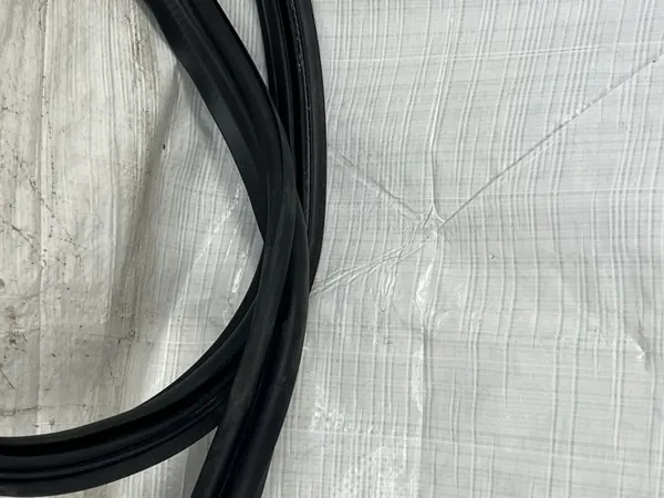 Junta de maletero OEM 2577500300 para Mercedes CLS image 8