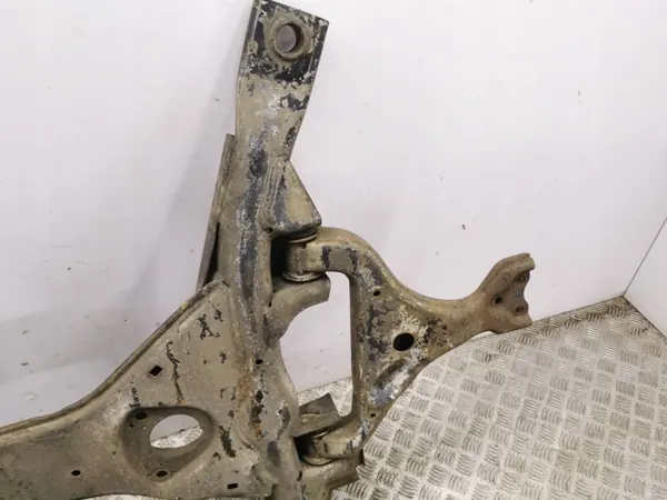 Mercedes-Benz Vito Viano W639 Vorderes Hilfsrahmen OEM AMD187701 image 5