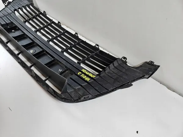 TOYOTA YARIS 3 III HYBRID GRIGLIA ANTERIORE image 7