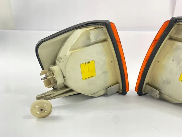 Clignotants Avant Gauche & Droit OEM SDV10185 image 10