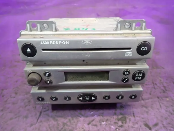 Ford Fiesta VI Radio OEM Zawada-357846- Gebruikt image 2