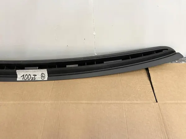 OEM 1308181070 Grade de Proteção Preta para Ducato Boxer Jumper image 3