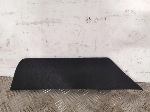 Moldura de maletero Subaru Forester OEM FBZ14753 - Usado image 2