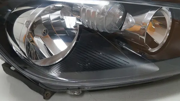 Volkswagen OE 5K2941006H Farol image 8
