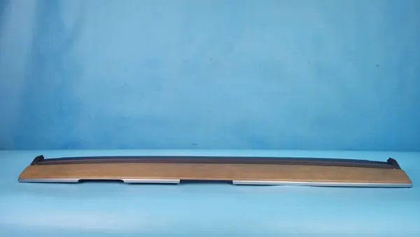 Tesla Model 3 Armaturenbrett-Dekorpanel OEM 1619569-02-A image 2