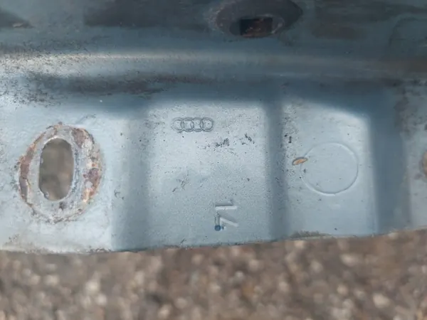 Höger framskärm Audi A3 8L Lift 01-03 OEM image 3