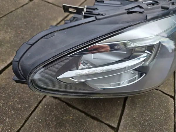 BMW 5 F10 F11 Farol Dianteiro Direito Bi-Xenon LED 7317132 image 2