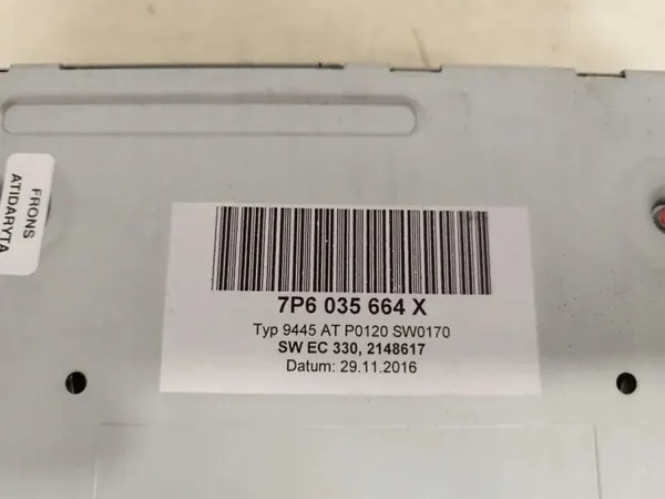 VW CD-vaihtaja OEM 7P6035664X Touareg 3.0L 2011 image 6