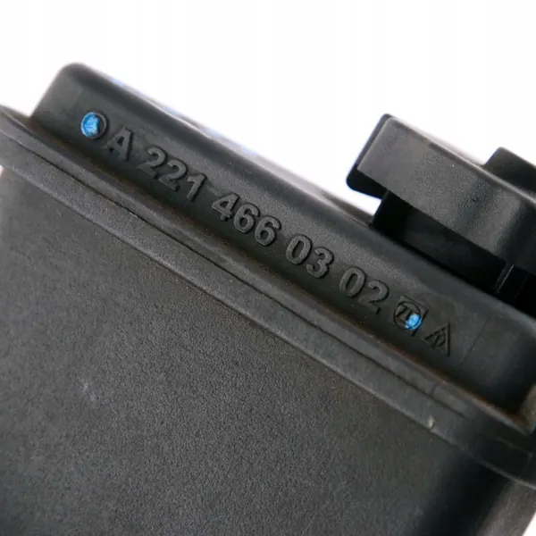 Mercedes W221 Servostyrningsbehållare A2214660302 image 4