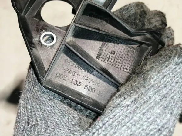 Vakuumventil / Turbosolenoid OEM 06E133520M image 4