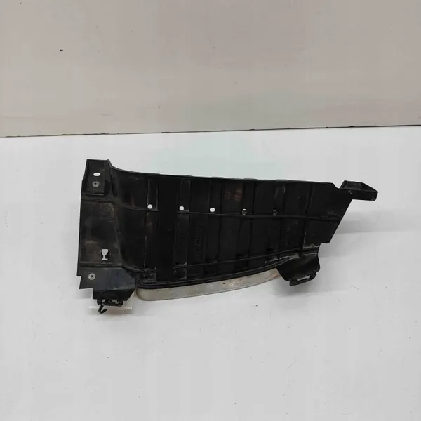 Punta de escape Mercedes-Benz OEM A2138855201 Usado image 5