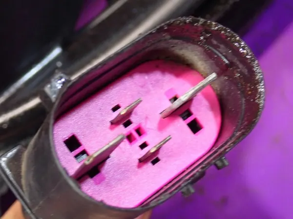 AUDI A4 B6 00-05 1.9 D Kylarrubrik Modul 8E0121205AB image 2