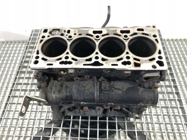 Moottorilohko OEM 03N023A Audi A5 F5 2.0 190hv image 2