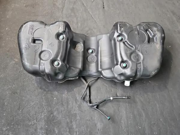 Depósito de combustible OEM IMPRK1525190 para Kia Stinger 2.0 T-GDI image 9