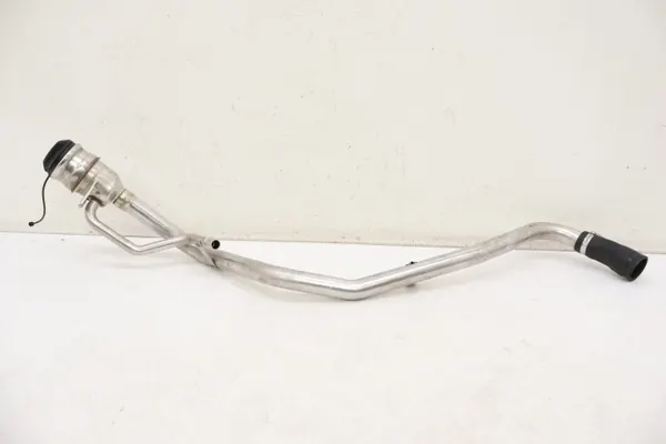 Entrée Carburant Maserati Grecale OEM 06701563580 image 2