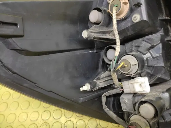 Subaru Forester 2 Achterlicht Rechts OEM FROST_3-132684 image 7