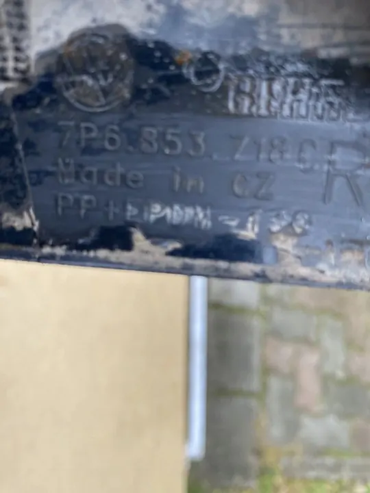 Höger skärmkåpa VW Touareg 7P 2010- OEM 7P6853718C image 7