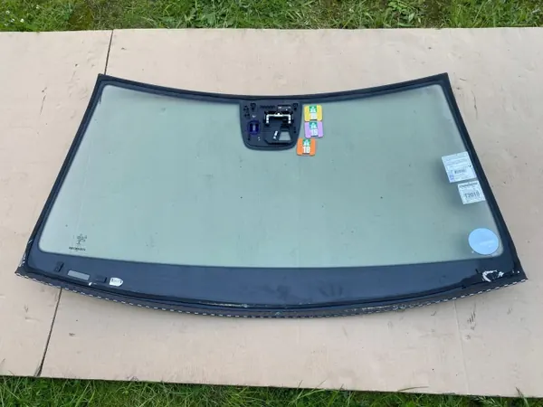 Mercedes GLK 204 framruta OEM 2046706400 image 9