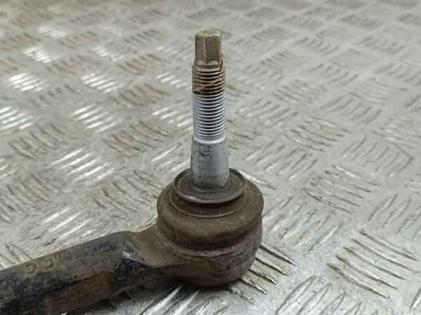 2018 Dodge RAM VAN Extrémité de direction image 3