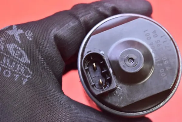 Actionneur de distribution variable BMW E90 E91 2.0i image 9