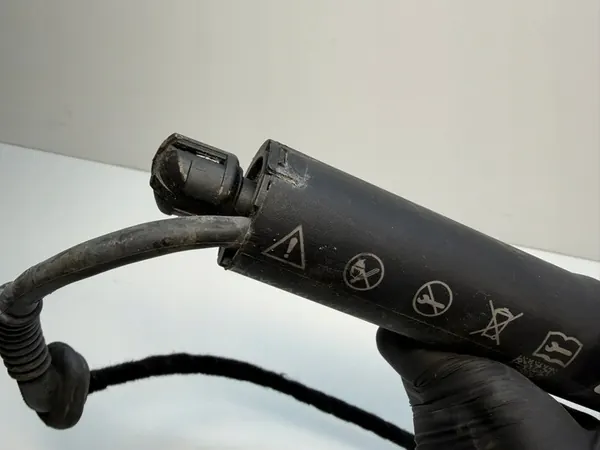 Elektrisk baklucka aktuator AUDI A7 II C8 image 4