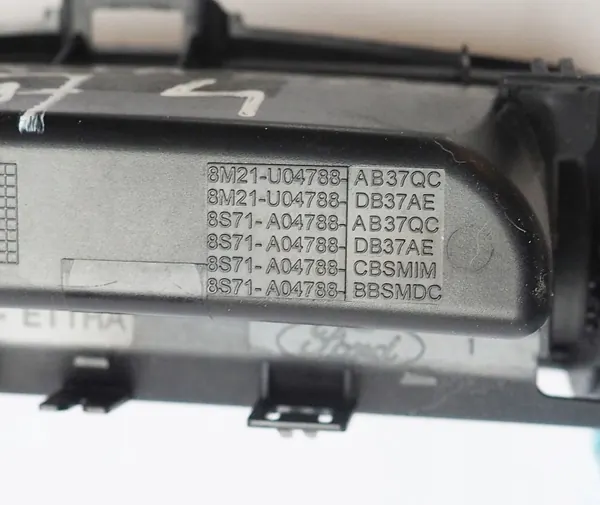 Askkopp Ford Mondeo MK4 OEM 8M21-U04788 Begagnad image 10