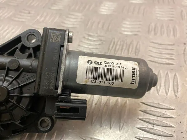 Motor ajuste banco Volvo XC90 - Peça OE usada image 3