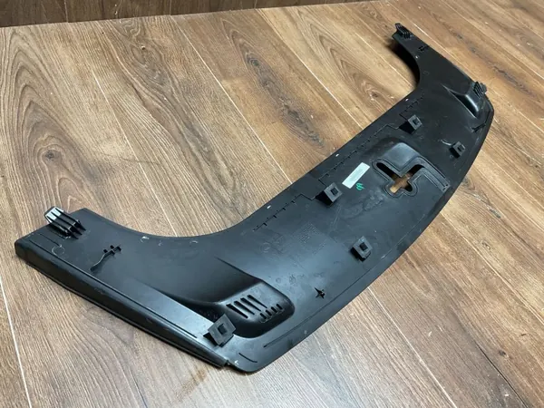 Porsche 911 992 Front-Gurtabdeckung OEM 992863475A image 6