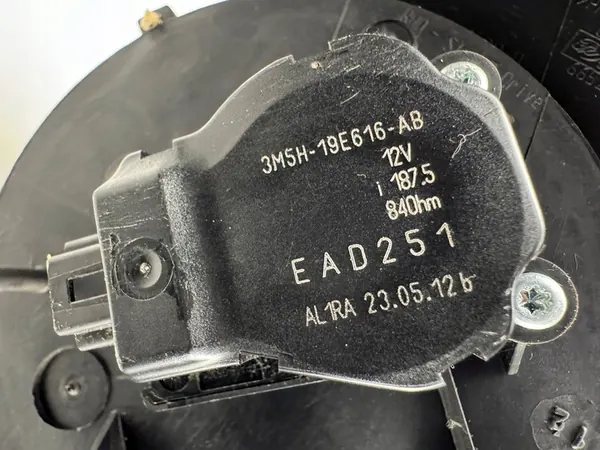 Elektrische Verwarming - Ford Mondeo MK4 CLIMATRONIC image 9