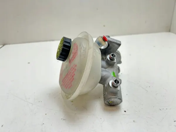 Bremsflüssigkeitsbehälter Porsche 911 997 OEM 99735501301 image 3