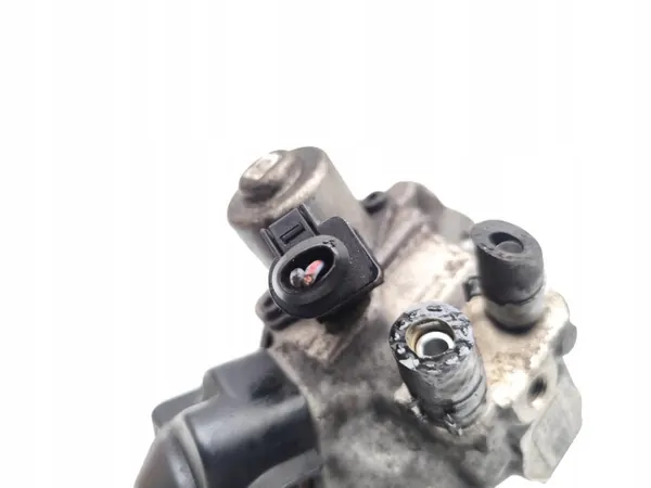 Bomba injeção alta pressão Audi A3 OEM 04B130755F image 5
