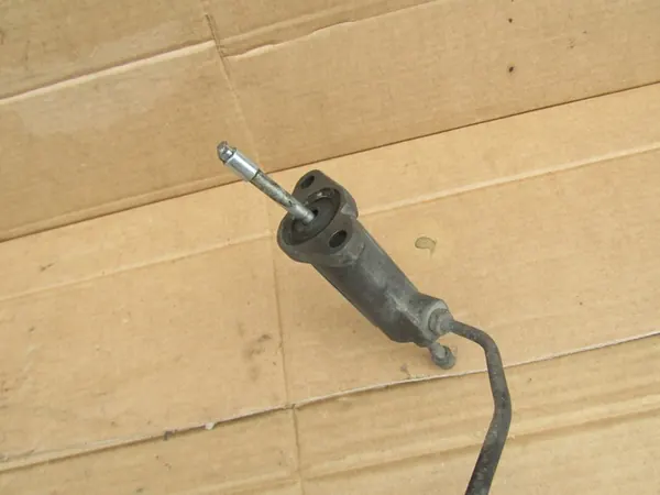 Öljyputki Mercedes W210 Manuaalivaihteisto image 3