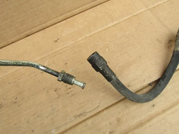 Öljyputki Mercedes W210 Manuaalivaihteisto image 8