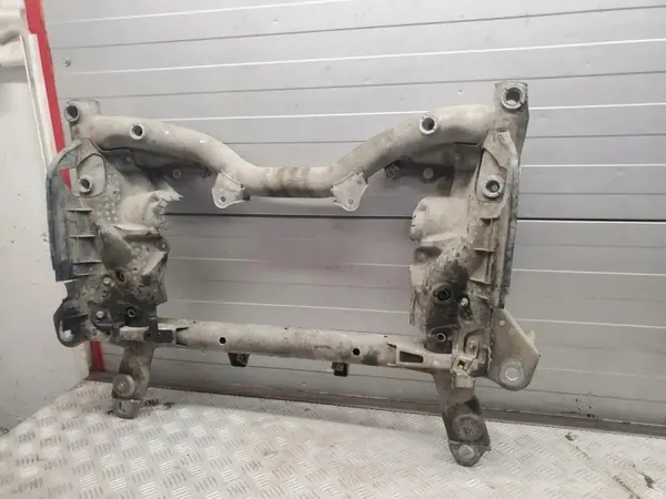 Mercedes-Benz Framre Tvärbalk OEM A2046280657 image 6