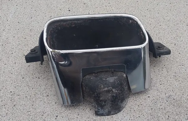 DODGE CHALLENGER 3.6 Ponteira de Escape Direita Cromada OEM image 3