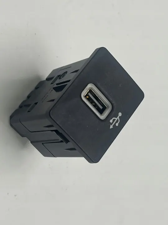 FORD USB Socket OEM JK2T-14F014-AB for Transit Custom image 2